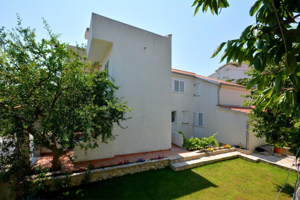 Apartment Joe Light Podstrana Pokoj fotografie
