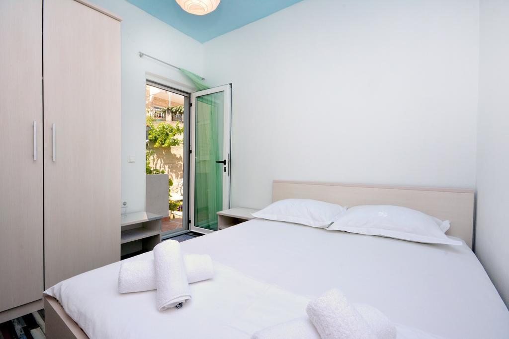Apartment Joe Light Podstrana Pokoj fotografie